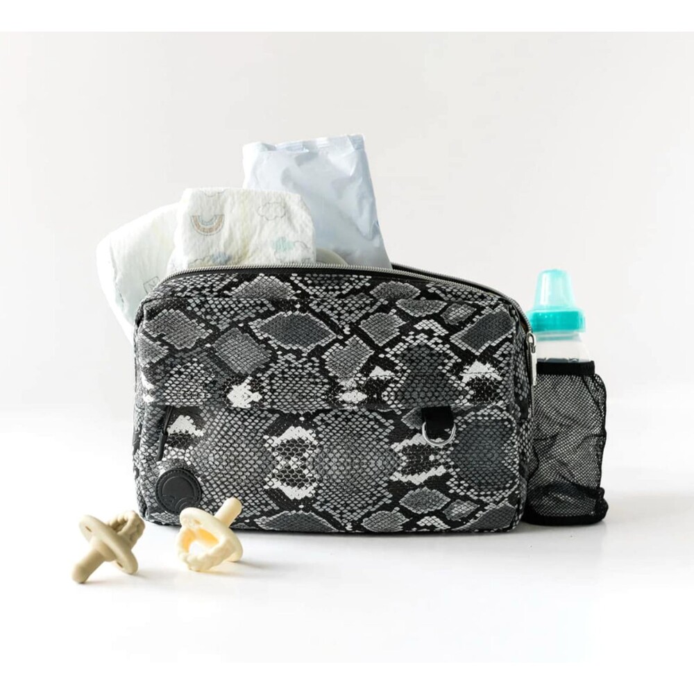 Tushbaby The Pack Diaper Bag Python Print Crossbody Fanny Waist Bag Pockets NWT - Picture 1 of 11